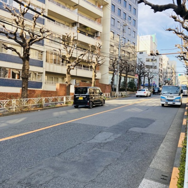 TOKYO CENTRAL SHIBUYA ビル前面道路