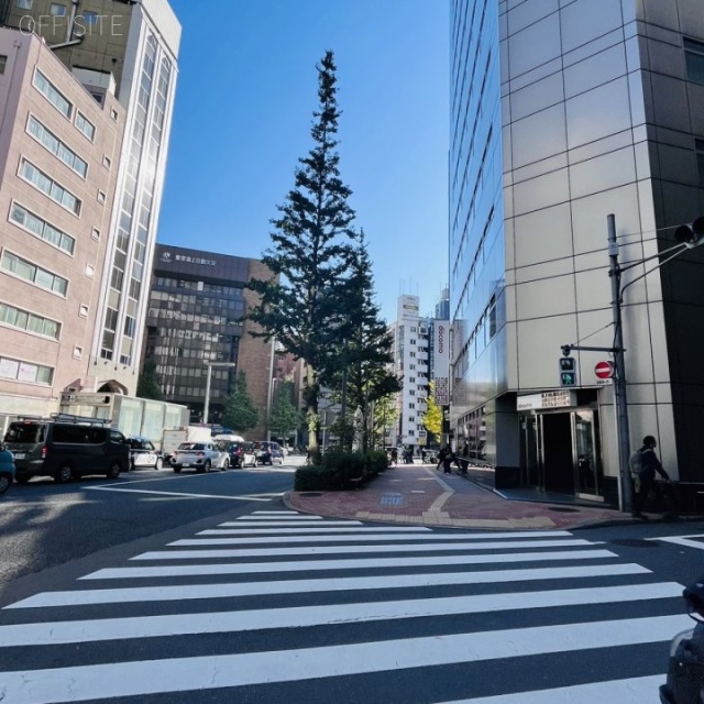 明宝ビル 全面道路