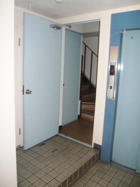 嶋屋ビル 共用部