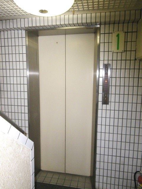 日本橋アサヒビル エレベーター