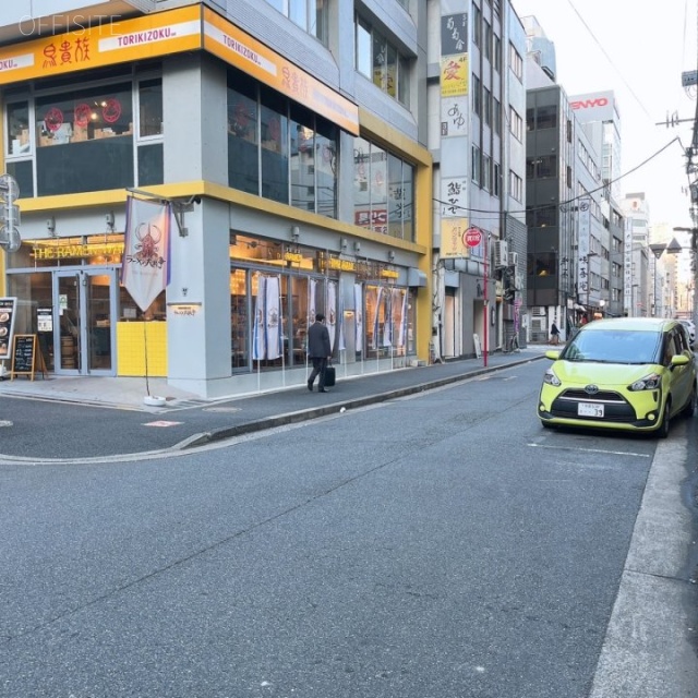 竹内ビル 前面道路