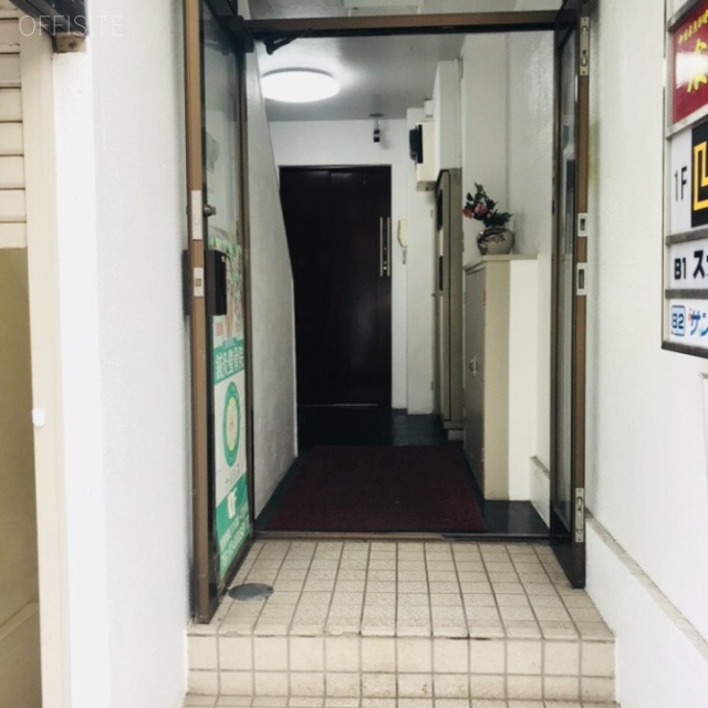 TJ・大塚ビル エントランス