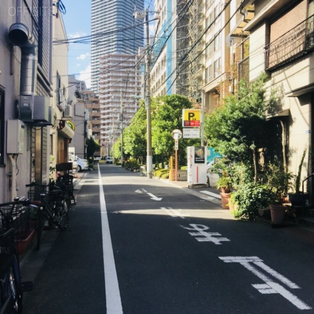 風戸ビル ビル前面道路