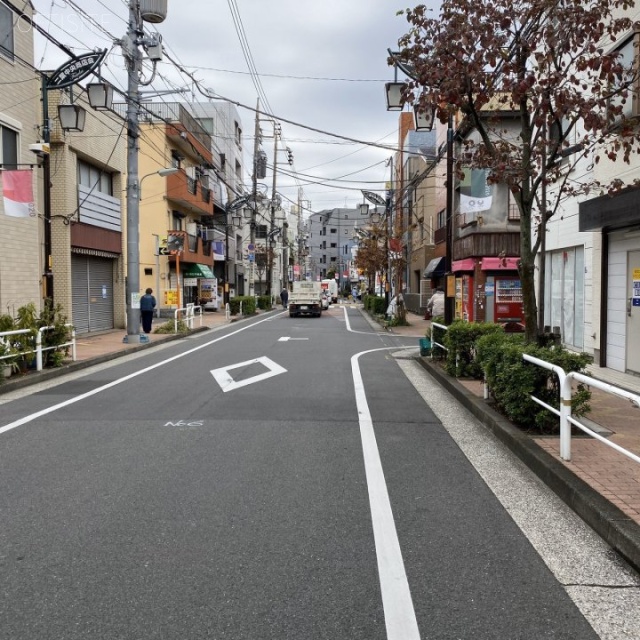 シミズS・Tビル ビル前面道路