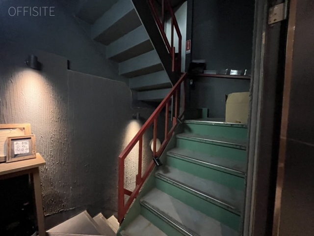 グロービル青山　エントランス