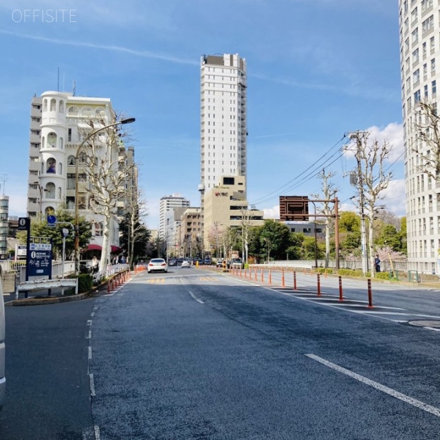 寿光ビル　ビル前面道路