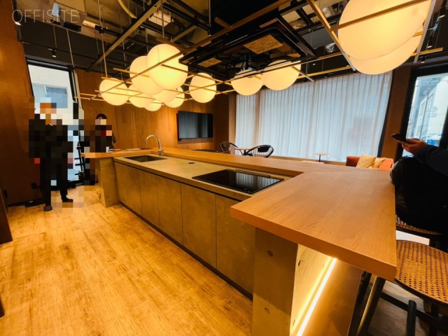 BIASTA JIMBOCHO 1階ラウンジスペース