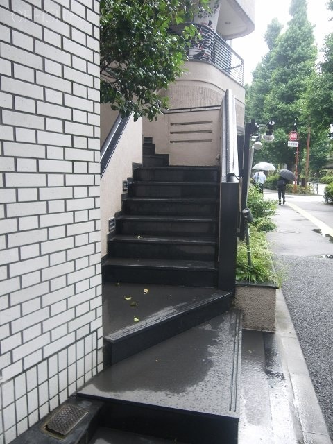 エクレール千駄ヶ谷ビル IMGP1667 (480x640).jpg