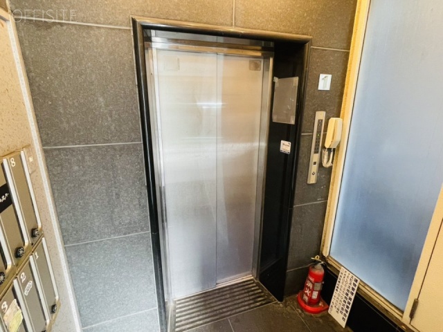 ガーベラ天神 エントランス