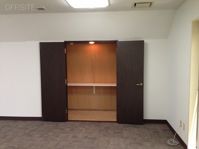 マッシュスクエアビル 収納