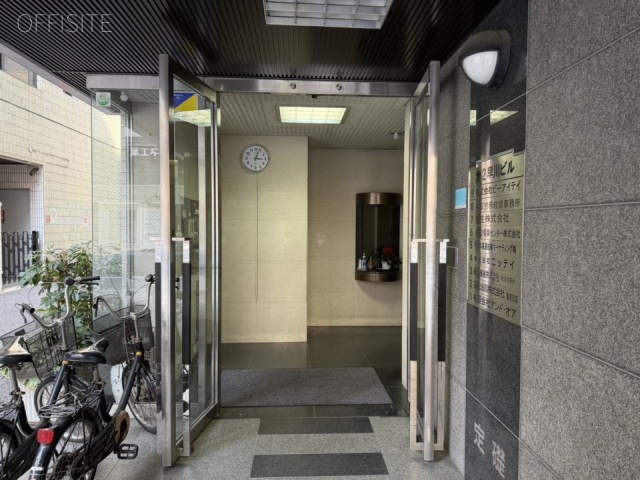 第2早川ビル　オフィスビル出入口