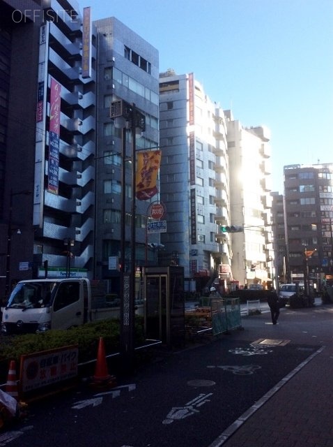 中條ビル ビル周辺道路