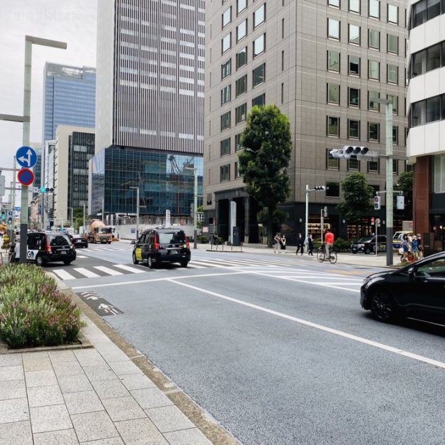 八重洲中央ビル ビル前面道路