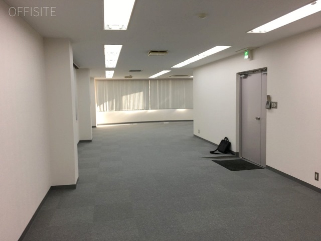 大学通信教育ビル 室内