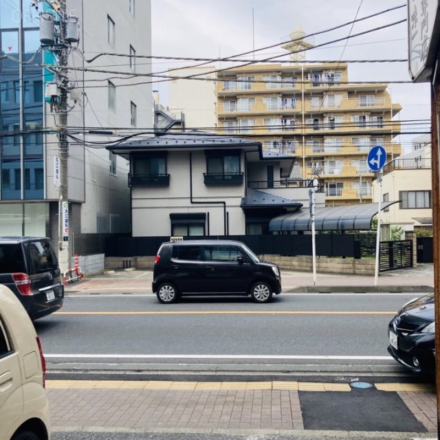 コクボビル ビル前面道路