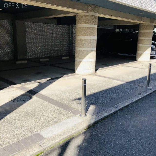 アルカディア表参道 駐車場