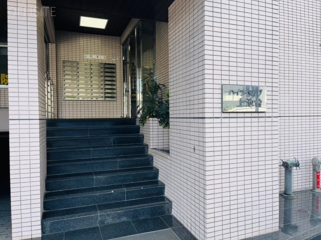 ハイツベルグ上池台　エントランス