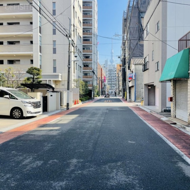 浅草K2ビル 前面道路