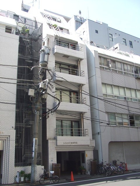 レジェンド岩本町ビル 外観