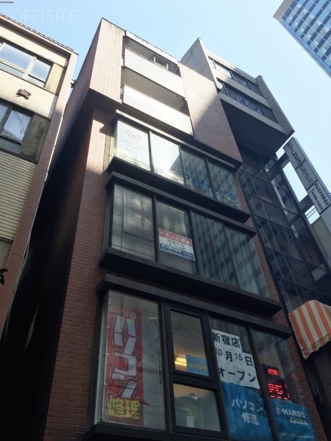 定貞ビル 外観