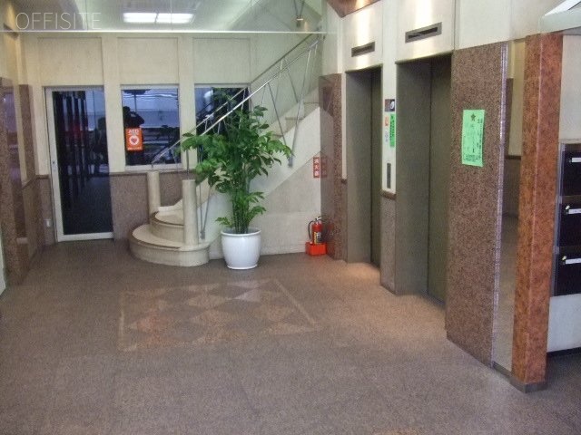 太陽銀座ビル エントランス