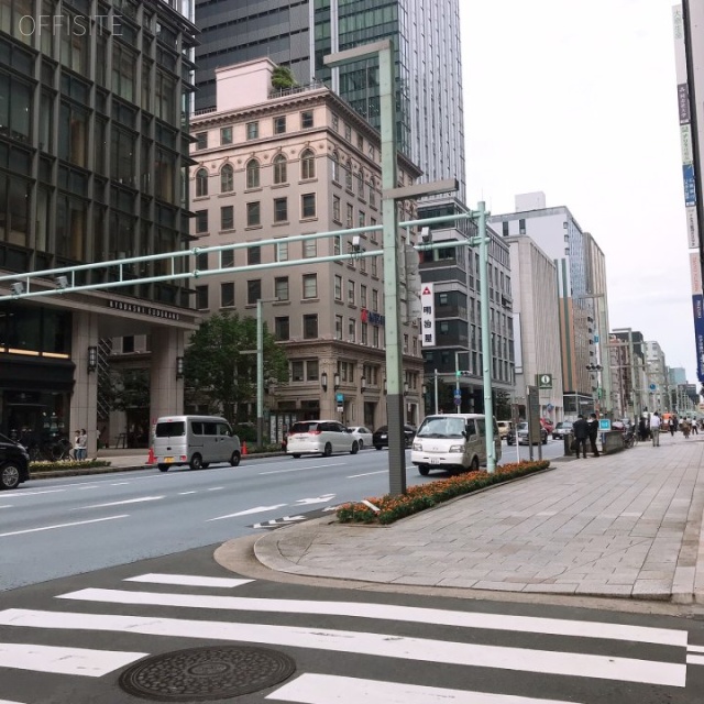 TCMビル ビル前面道路