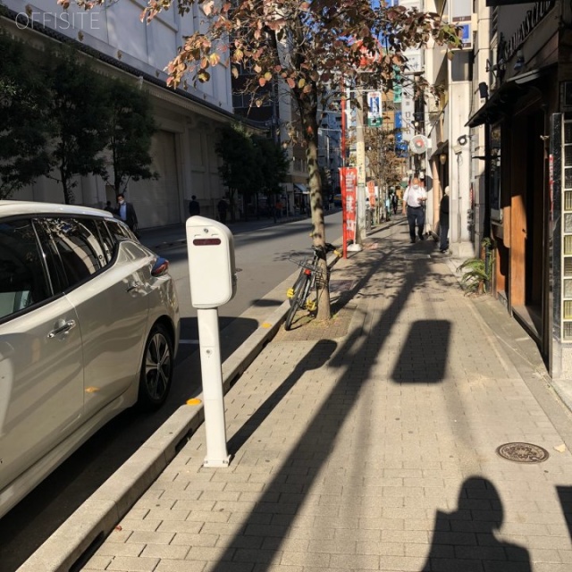 成和銀座ビル ビル前面道路