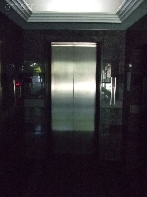芳和三田綱坂ビル エレベーター