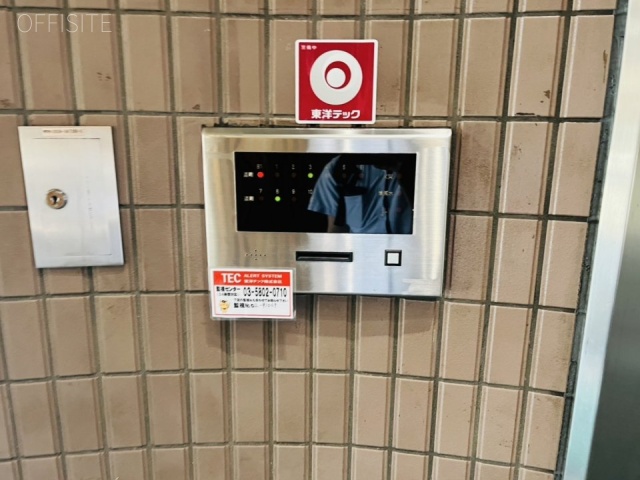 ニュー徳栄ビル　エントランス