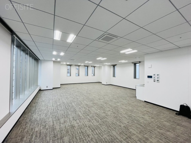 GINZAカムイビル 内装