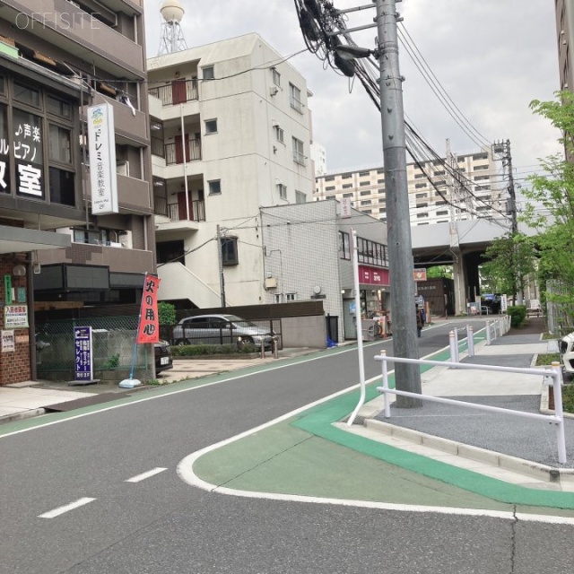 山久マンション 全面道路