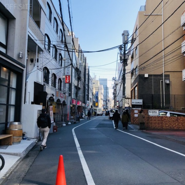 篠原ビル ビル前面道路