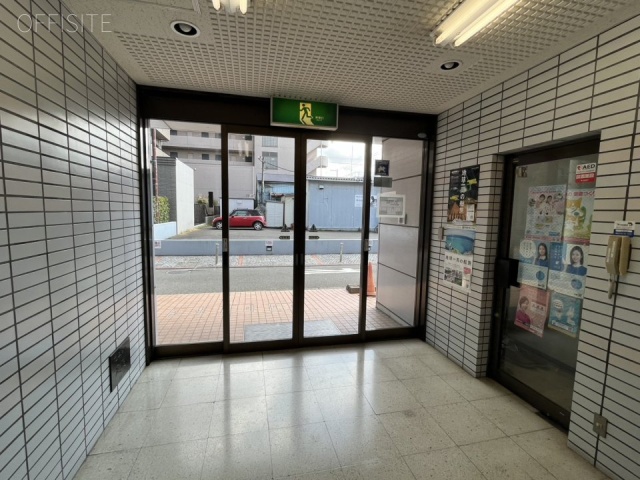 光正ビル　エントランス