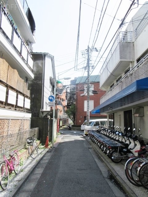 麻布霞町プリンスマンションビル 画像