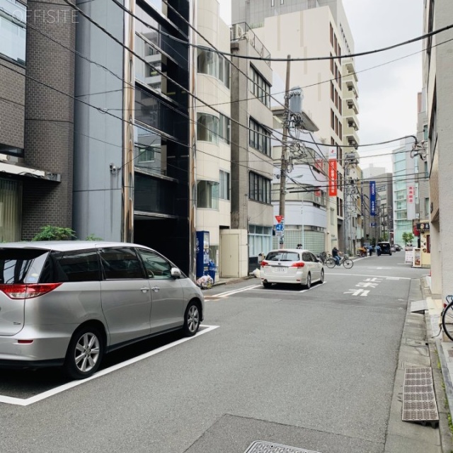 SEC日本橋ビル ビル前面道路