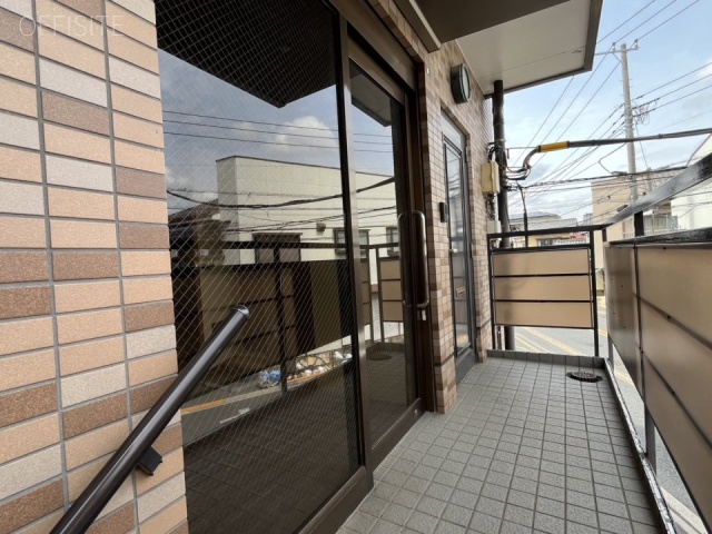 足立ビル　エントランス