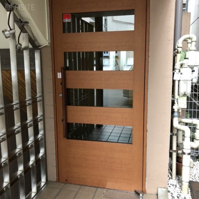 佐藤ビル エントランス
