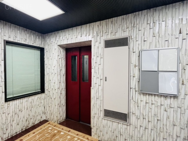 富士建LKビル　エントランス