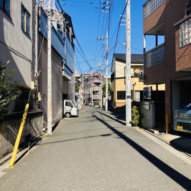 酒販会館ビル ビル前面道路