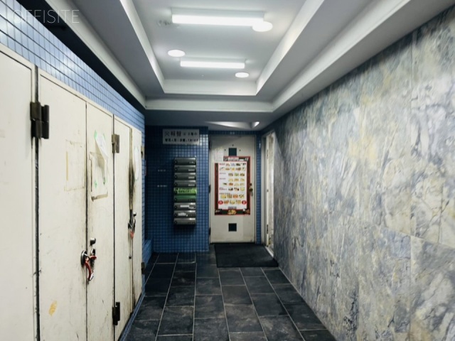 リュミエ西葛西ビル　エントランス