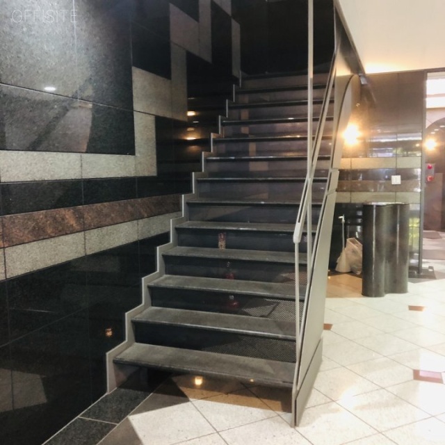 KDX神田駅前ビル　エントランス