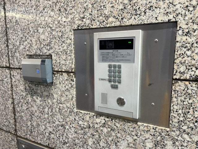 ベネックスSー3 エントランス