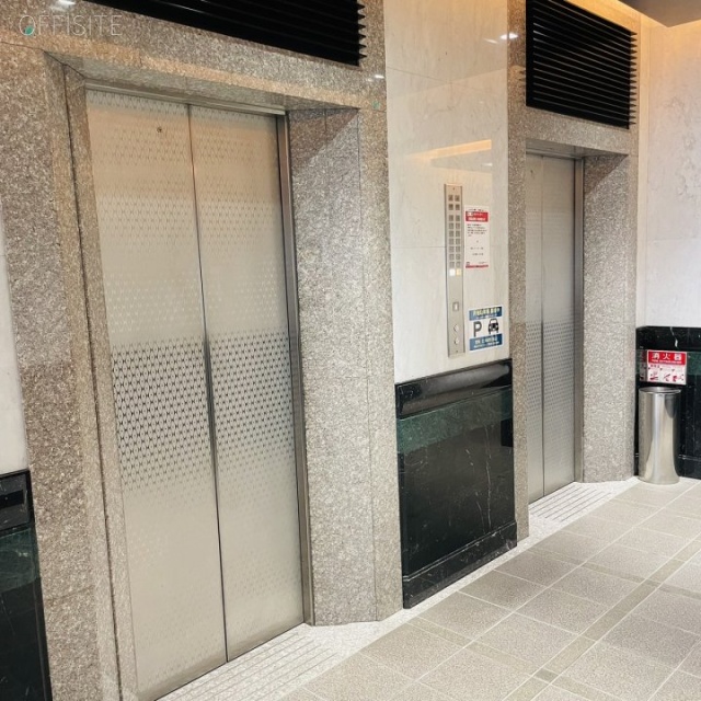 オークツリー榴岡ビル　エレベーター