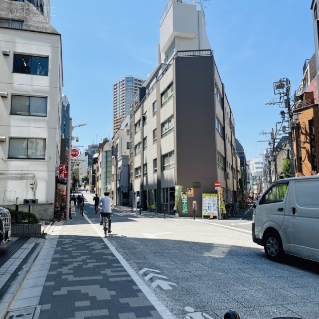 MSビル 前面歩道