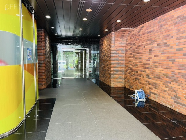 ハイネスロフティー　エントランス