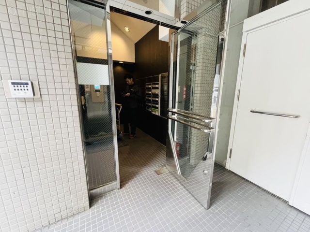 青山KYビル　エントランス
