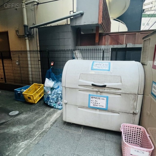 恵比寿パークテラスビル　ゴミ捨て場