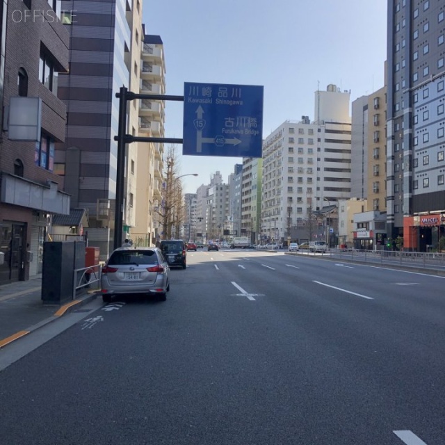 NFKビル　ビル前面道路