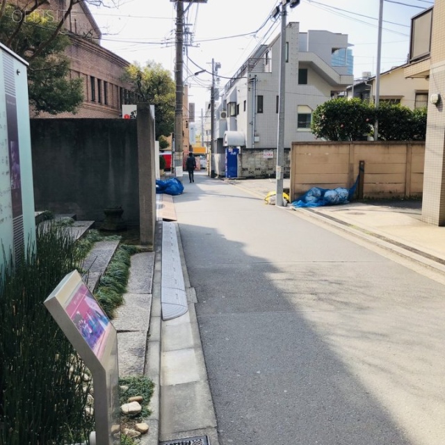 パンセビル ビル前面道路