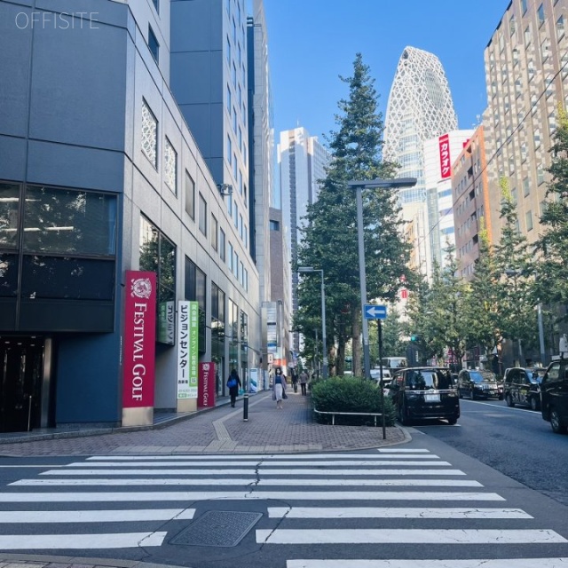 明宝ビル 全面道路